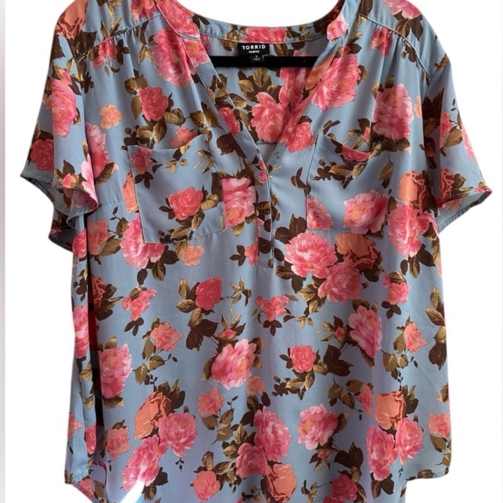 torrid Blue Floral Short Sleeve Blouse with Pink Roses